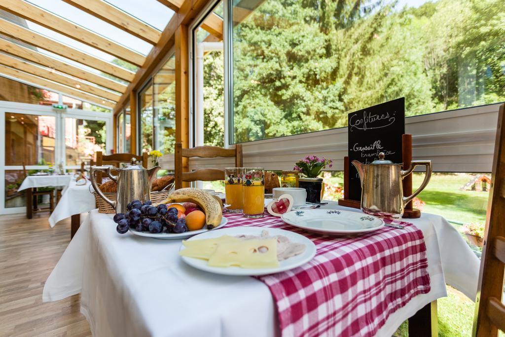 Logis Hotel Restaurant De La Poste Et Spa De Montagne Le Bonhomme Bagian luar foto